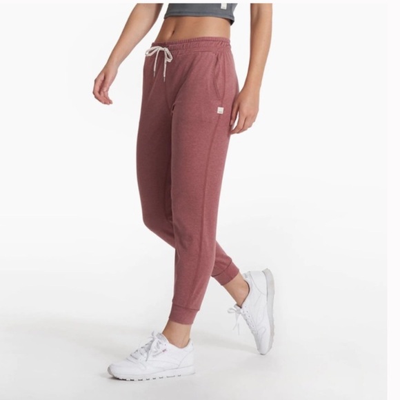 Vuori Pants - Vuori Women’s Performance Jogger (size L)